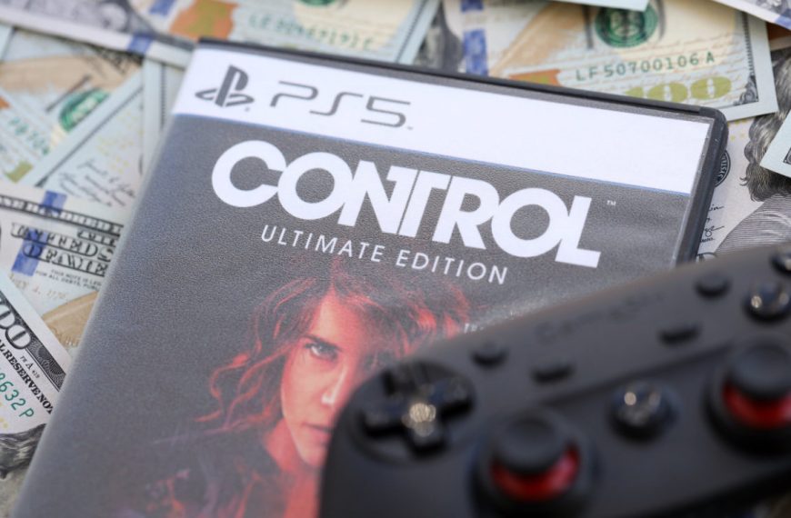 Mort du jeu physique : Internet réagit (mal) à l’annonce choc de PlayStation