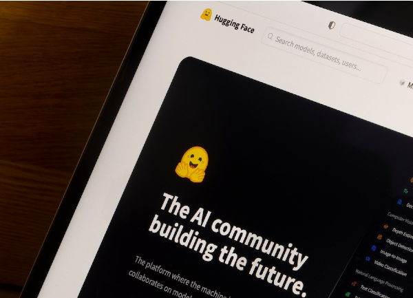 Hugging Face envisage une vente qui l'évaluerait à 13 milliards de dollars, selon le Business Insider