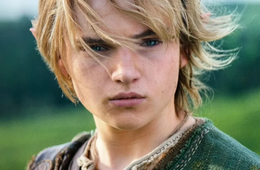 À 17 ans, l'acteur qui jouera Link dans le film Zelda vient de décevoir les fans des jeux vidéo