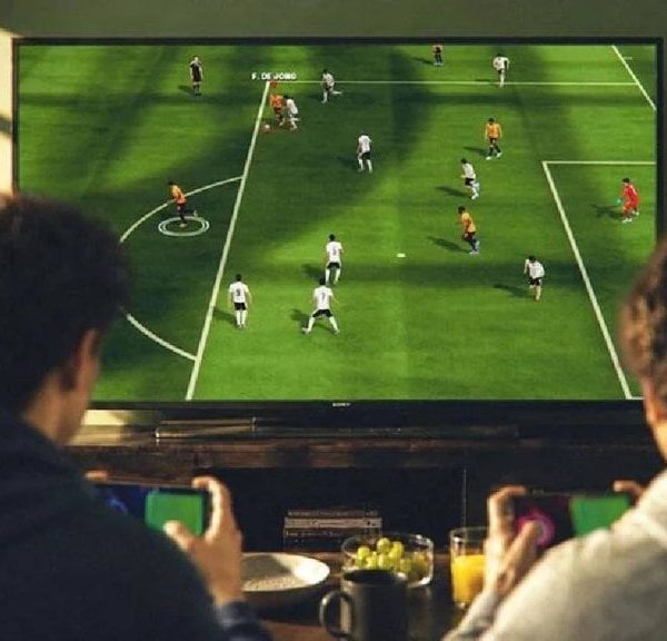 La FIFA a voulu lancer son jeu vidéo sur Netflix : c'est un des pires jeux de football jamais sortis et son studio vient de fermer