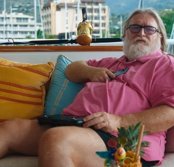 Deux semaines à Hawaii payées par le patron du studio !