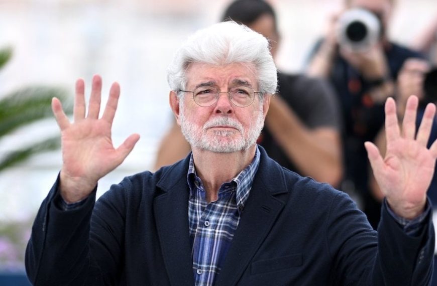 George Lucas affirme que des millions de personnes ont mal compris Star Wars : « Je voulais simplement faire abstraction de la science »
