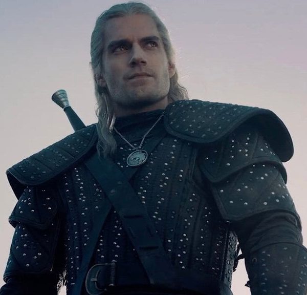 « Ce n'est pas de la toxicité, mais de la passion », Henry Cavill défend les fans de la série The Witcher