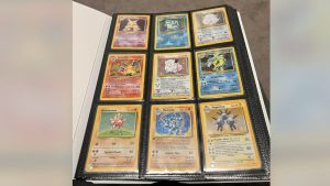 Un père de famille a caché sa collection Pokémon pendant 30 ans à sa femme parce qu'elle avait jeté les cartes des enfants, aujourd'hui, le fils la complète