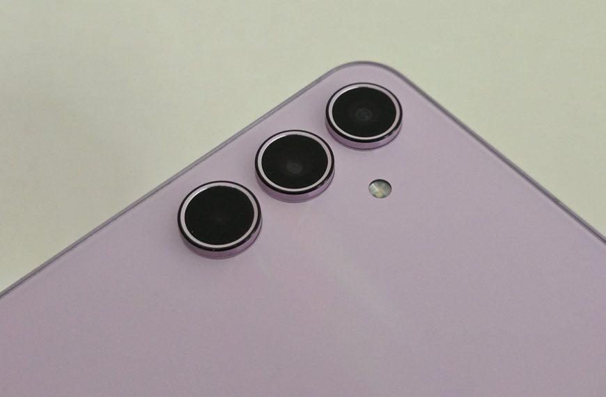 Ce fichier repéré chez Samsung annoncerait une bonne nouvelle pour un smartphone très populaire