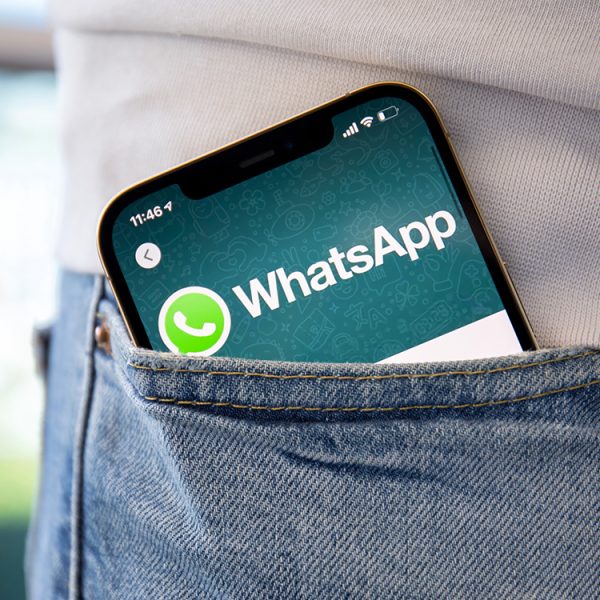 Vos stickers WhatsApp pourraient bientôt sortir tout droit de ChatGPT en trois clics