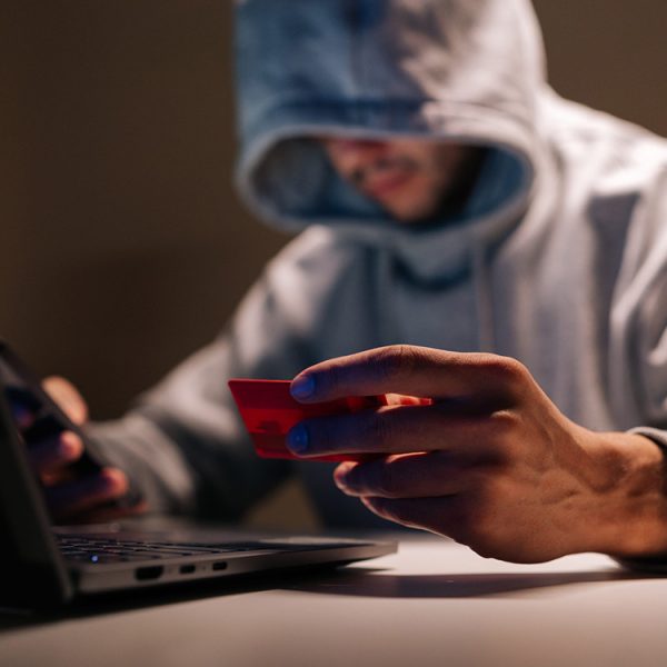 Comment les pirates contournent votre mot de passe pour prendre le contrôle de vos comptes
