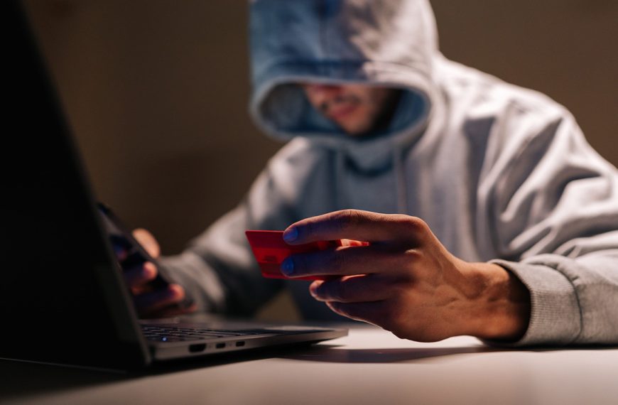 Comment les pirates contournent votre mot de passe pour prendre le contrôle de vos comptes