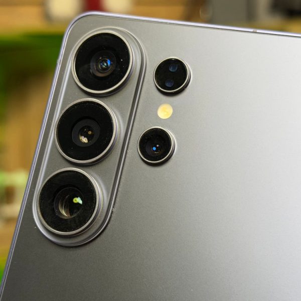 Galaxy S27 Ultra : Samsung préparerait une hausse de prix qui risque de faire mal