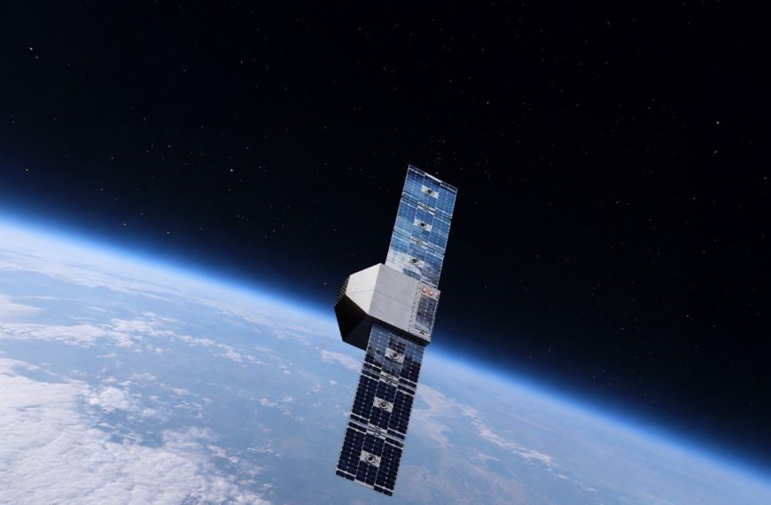 Après avoir envahi l’orbite basse, les satellites vont descendre encore plus bas grâce à ce moteur