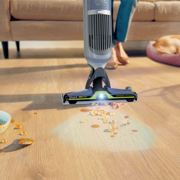 Belle remise sur le Shark VacMop : pour moins de 105 €, plus besoin d’enchaîner aspirateur et serpillière