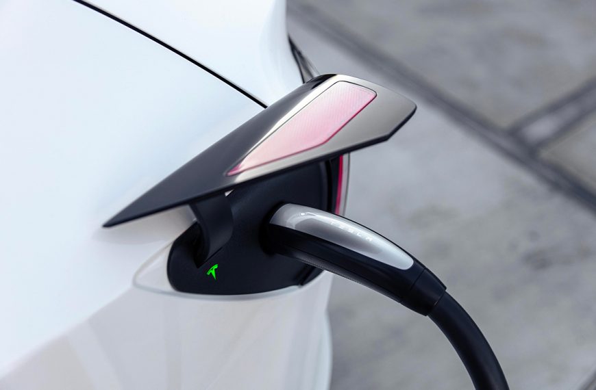 La batterie du futur est-elle enfin là ? Elle promet 60 000 cycles et une recharge éclair