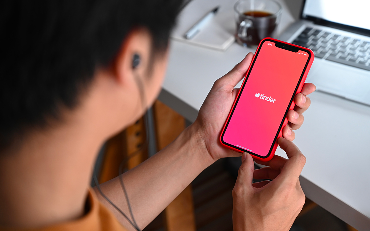 Plus d’1 Français sur 3 utilise l’IA pour draguer sur les applications de rencontre
