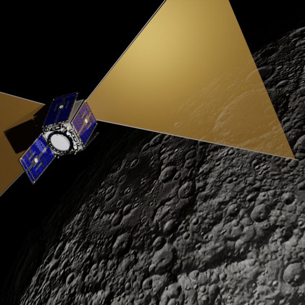 Un satellite gros comme une valise cabine va écouter le début de l'univers depuis la face cachée de la Lune