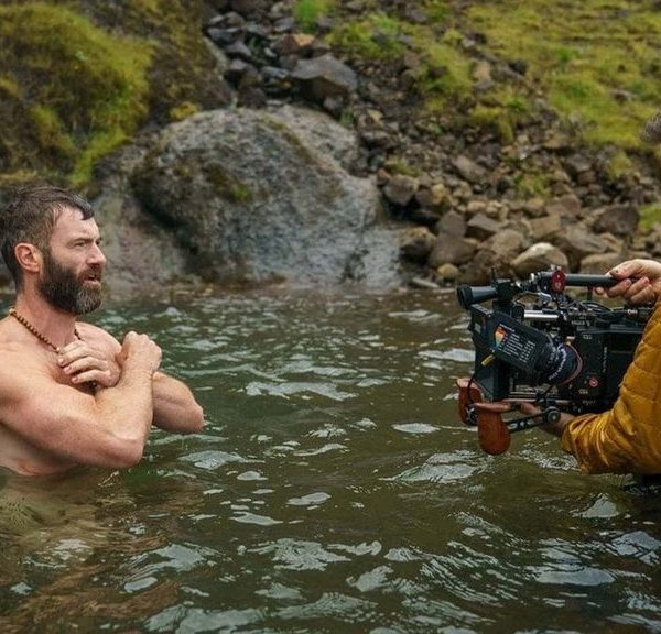 "Une véritable honte du début à la fin", le dernier film de Zack Snyder (Justice League) se fait assassiner…