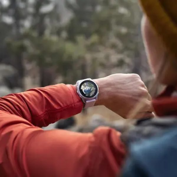 Garmin : une mise à jour majeure et son avalanche de nouveautés débarquent sur ces trois montres connectées