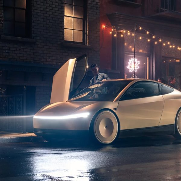 Tesla lance jeudi sa voiture sans volant, mais la vraie question reste sans réponse