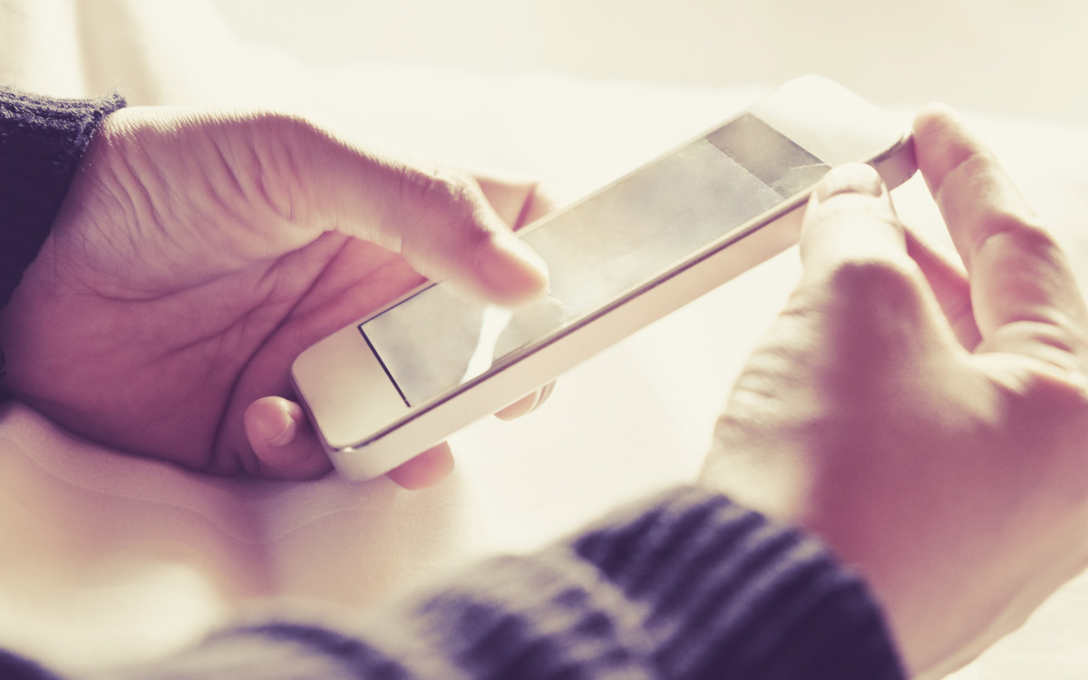 Google reconnaît le bug qui envoie vos vieux textos aux mauvaises personnes et annonce un correctif