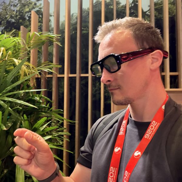 Specs de Snap : nos premières impressions en vidéo sur les lunettes de réalité augmentée de Snapchat