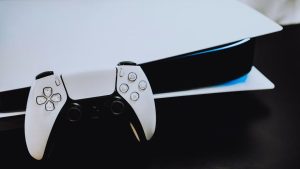 PS5 : Sony sort une nouvelle version de sa console avec un refroidissement optimisé et des réparations simplifiées