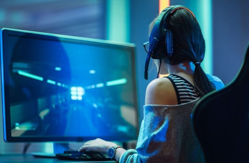 Dans l'ombre des streams sur Twitch : les témoignages chocs des joueuses françaises