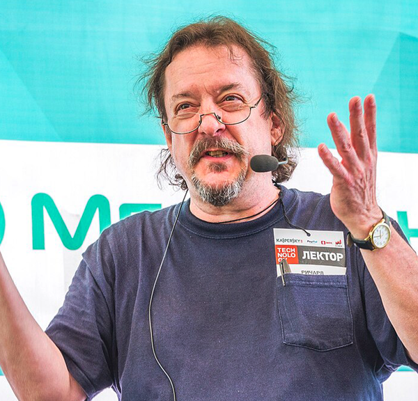 À 68 ans, ce grand monsieur du jeu vidéo vient de nous quitter des suites d'une grave maladie. Les maps de FPS cultes doivent énormément à Richard "Levelord" Gray