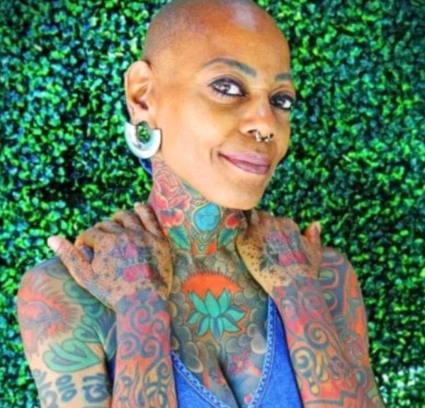 Coup de gueule de Debra Wilson : à 64 ans, l'actrice reine du jeu vidéo en a marre que sa tête soit affichée partout