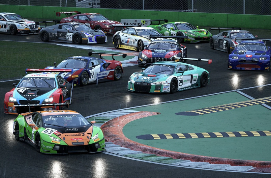 Le plus beau jeu de course de tous les temps ? Les joueurs époustouflés par le nouveau monde ouvert de Assetto Corsa EVO
