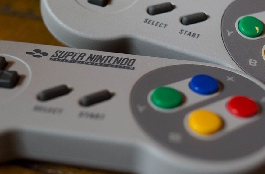 Sur Super Nintendo et Mega Drive, il existait des jeux de rôle légendaires jamais sortis en Europe