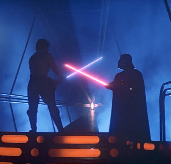 Après plus de 10 ans d'attente, les fans de Star Wars auront droit à la suite de ce jeu vidéo culte, et elle s'annonce très solide