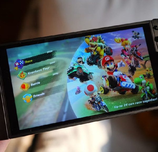 Ça y est, la Switch 2 a été craquée : Nintendo va devoir renforcer ses défenses contre le piratage massif