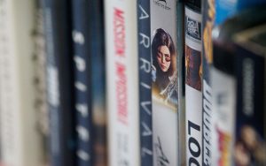 Mort du format physique : après le jeu vidéo, Sony condamne ses lecteurs DVD Blu-ray