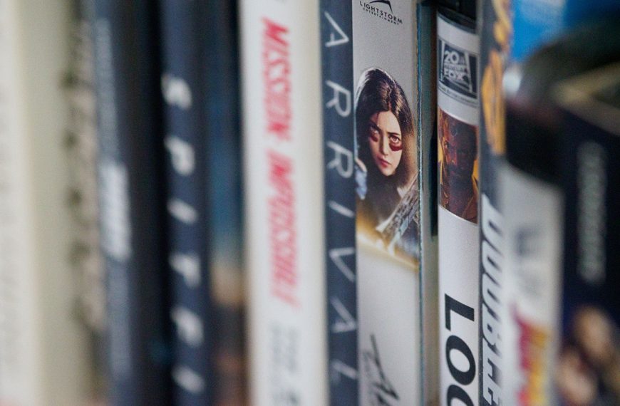 Mort du format physique : après le jeu vidéo, Sony condamne ses lecteurs DVD Blu-ray
