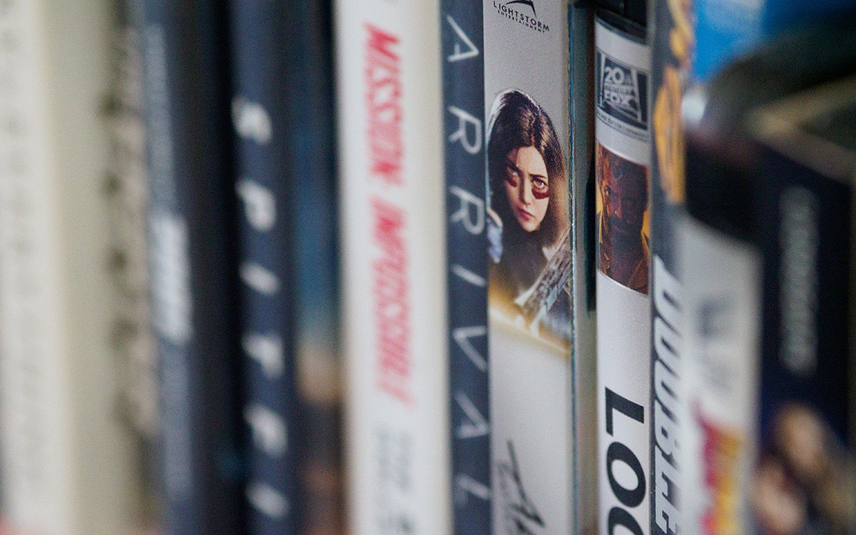 Mort du format physique : après le jeu vidéo, Sony condamne ses lecteurs DVD Blu-ray
