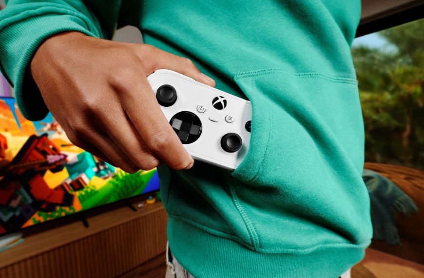 Xbox Nano : la nouvelle manette de poche est officielle