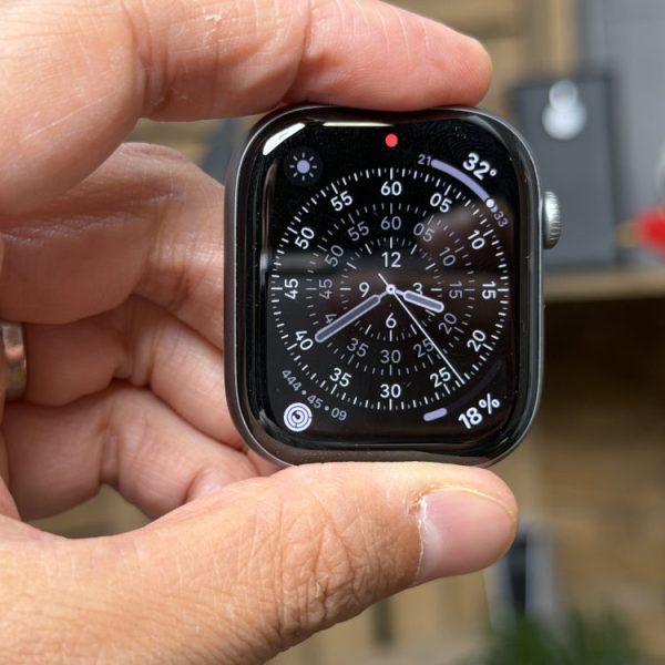 Des Apple Watch déraillent depuis le changement d’heure, voici comment remettre la vôtre à l’heure