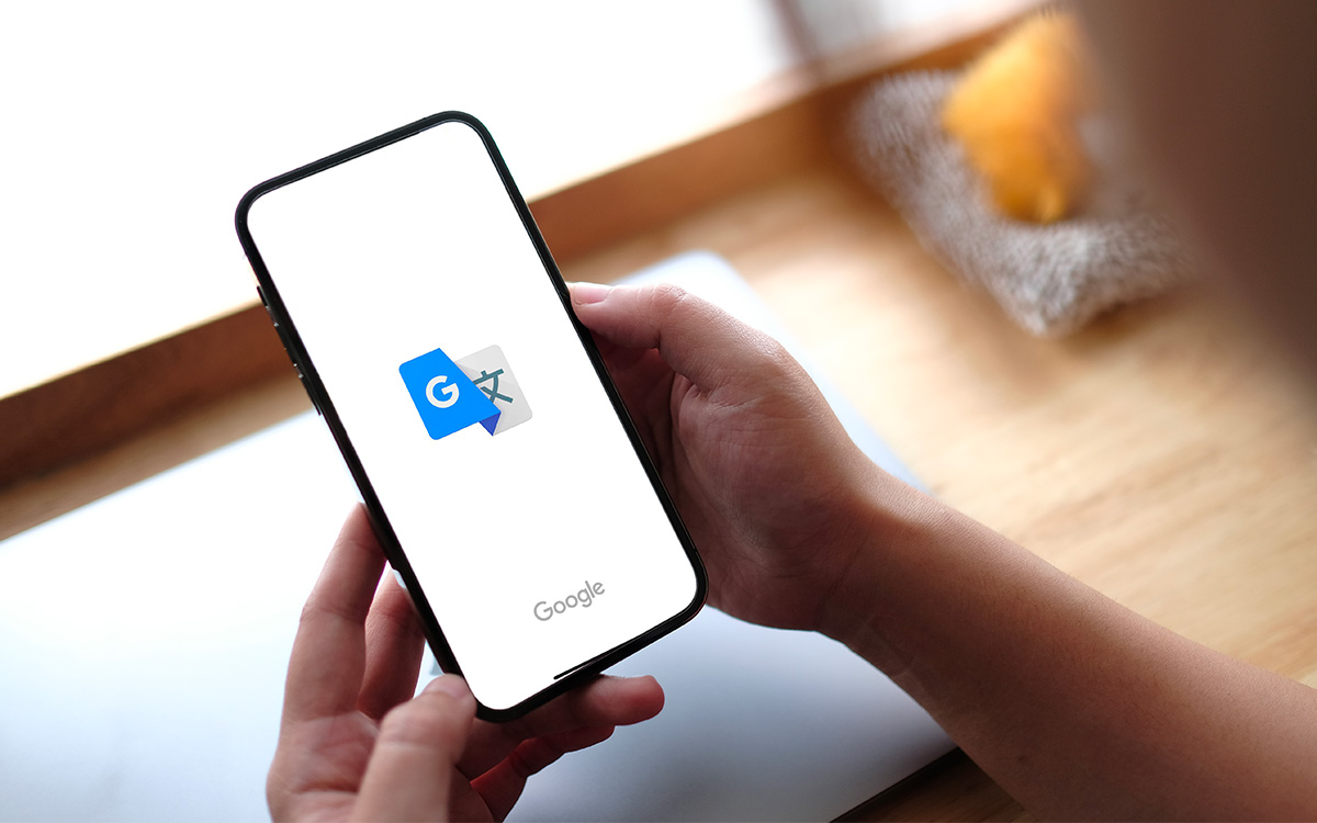 Google Traduction va faire disparaître ces mots agaçants grâce à l’IA, voici comment