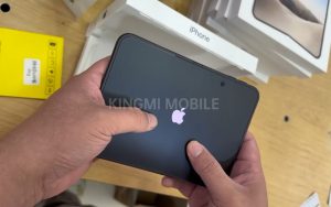 iPhone Duo : découvrez la première vidéo unboxing du smartphone pliant d’Apple