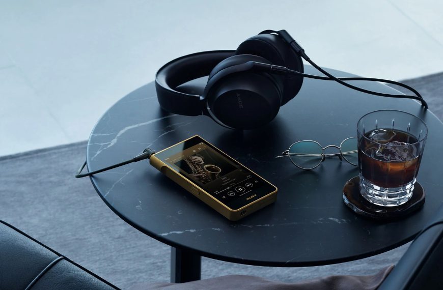 Sony ressuscite le Walkman : il est plaqué or et coûte 5 000 euros